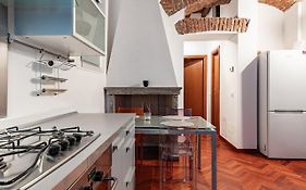 Ticinese Livings Comfy Suite - Full City Center